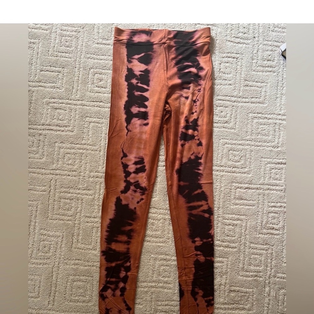 Bundle of tie dye Leggings